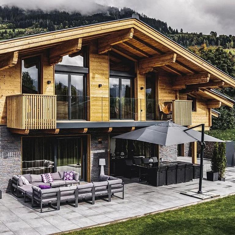 Chalet Amadeus by we rent - Superior Chalet - 1