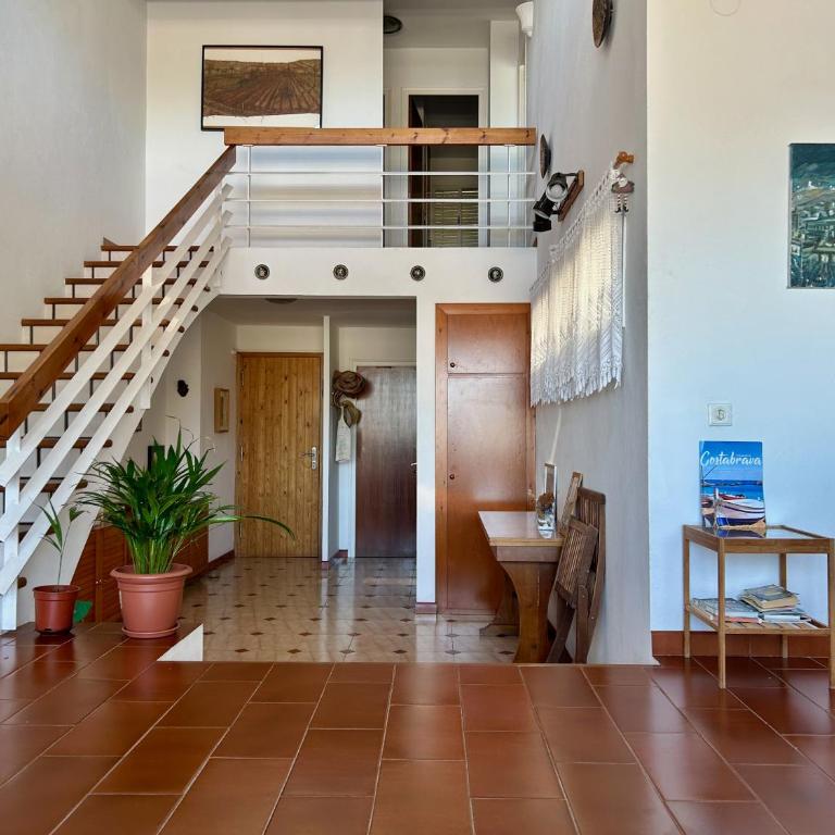 Duplex & terrace & great sea views & Private Beach - Apartamento de 3 dormitorios - 12