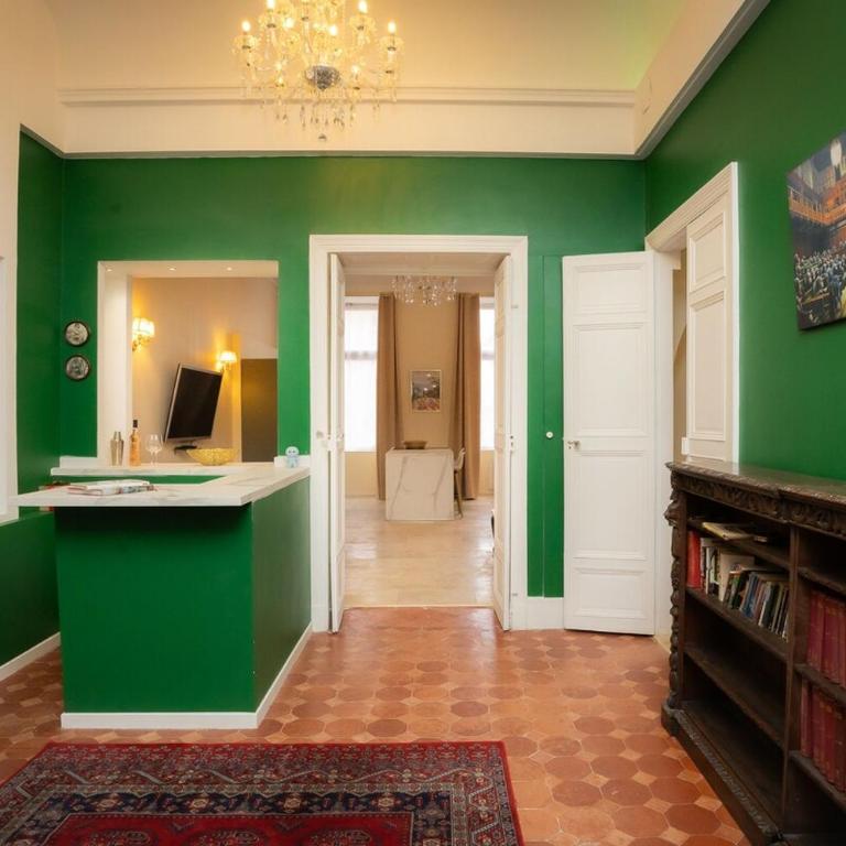 Spacious apartment in the heart of Carcassonne - Three-Bedroom Apartment - 23