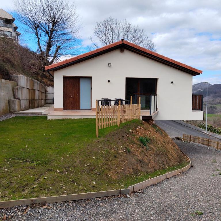 Vistas a Cangas - Casa de 3 dormitorios - 2