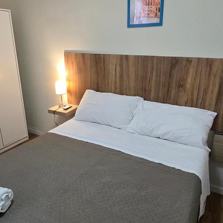 Corso 51 stay Napoli - Camera Queen - 3