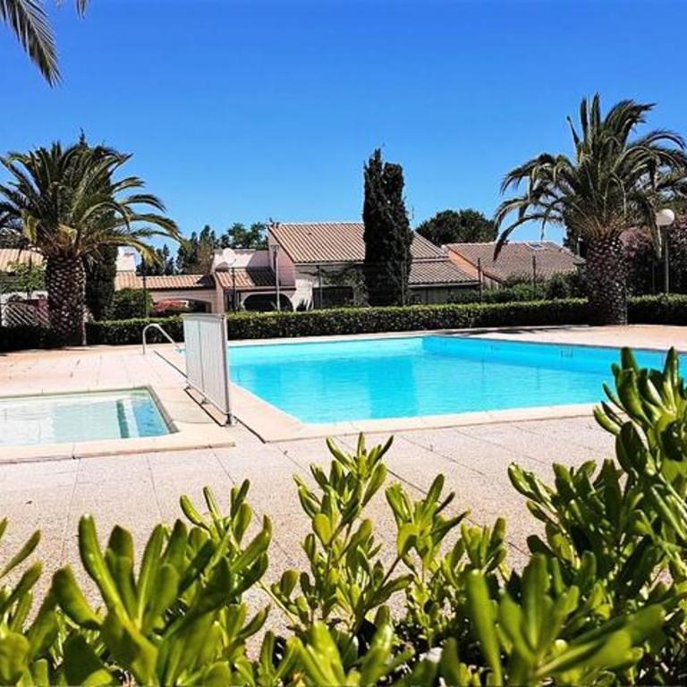 Jolie maison située dans un quartier calme SAINT CYPRIEN SC010-013 - Maison 2 Chambres - 27