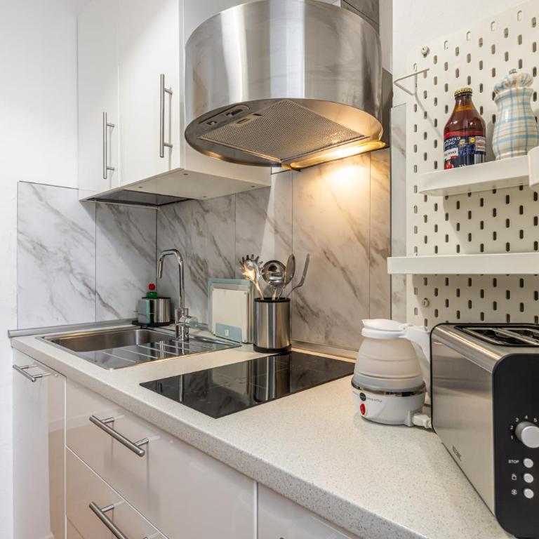 AstraLek Apt - Free parking - Pet & Trekking - Appartamento - 15