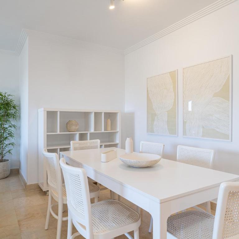 Mediterranean Swing - Acosta Apartment 4, Villa Padierna - Apartamento - 21