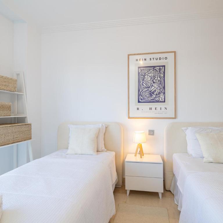 Mediterranean Swing - Acosta Apartment 4, Villa Padierna - Apartamento - 3