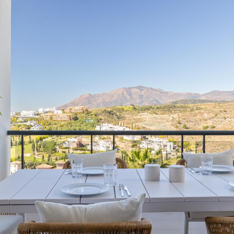 Mediterranean Swing - Acosta Apartment 4, Villa Padierna - Apartamento - 11