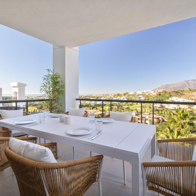 Mediterranean Swing - Acosta Apartment 4, Villa Padierna - Apartamento - 18