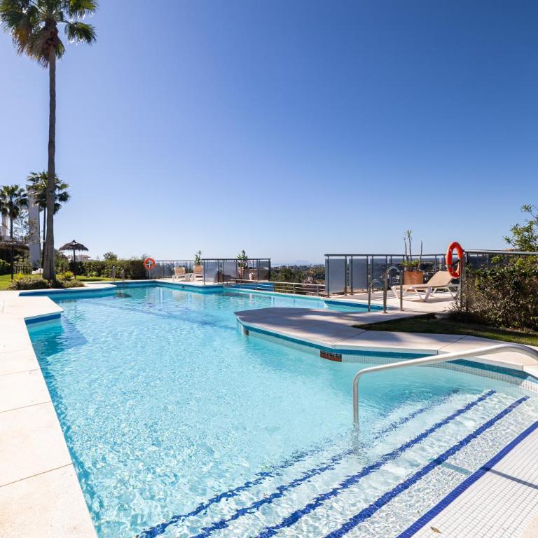 Mediterranean Swing - Acosta Apartment 4, Villa Padierna - Apartamento - 29