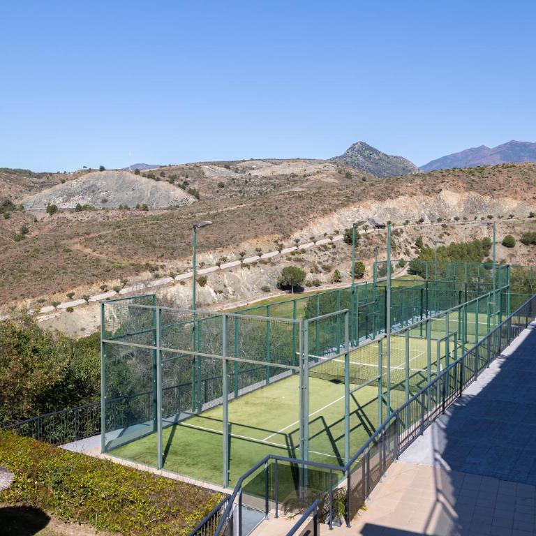 Mediterranean Swing - Acosta Apartment 4, Villa Padierna - Apartamento - 42