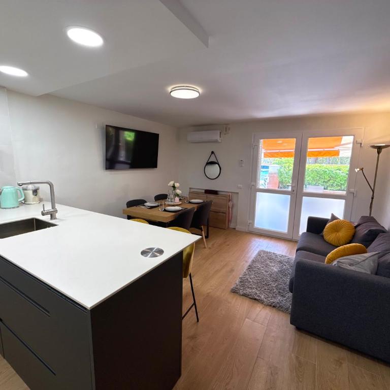 Apt terraza soleada y piscina a 2 min de la playa REFORMADO - Apartamento de 1 dormitorio - 10