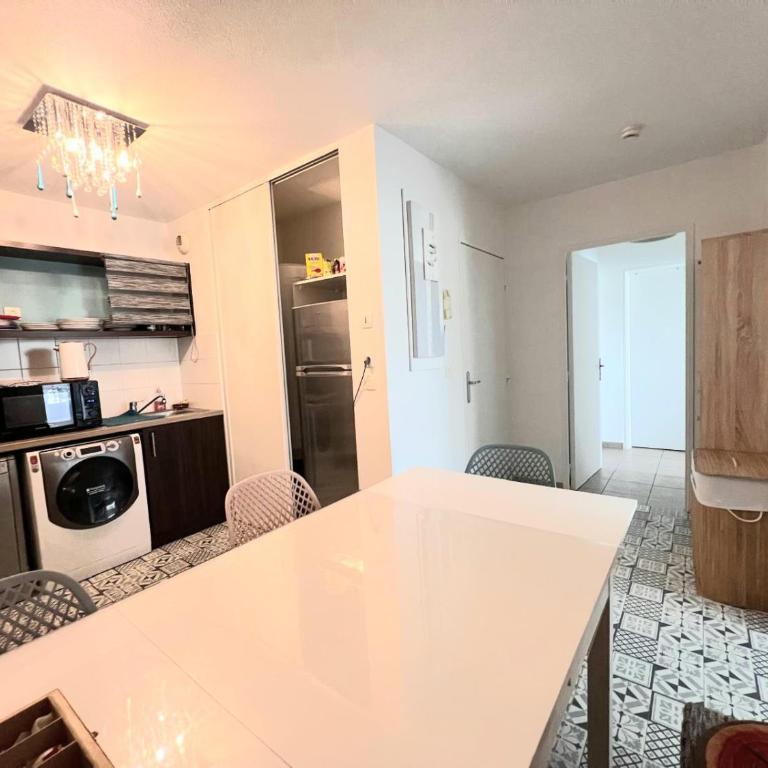 Welcome to Disneyland Paris, 1-2 bedroom, 2 parking, bus, restaurant - Apartamento con balcón - 10