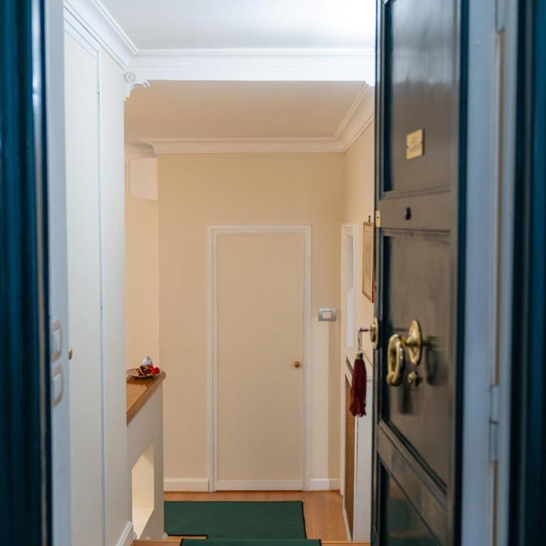 Suite Borghese 42 - Appartamento con 1 Camera da Letto - 2