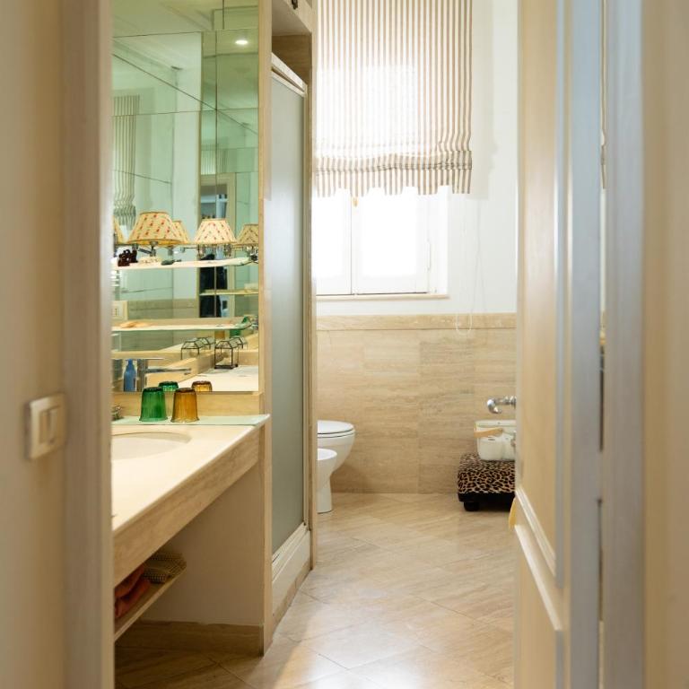 Suite Borghese 42 - Appartamento con 1 Camera da Letto - 26