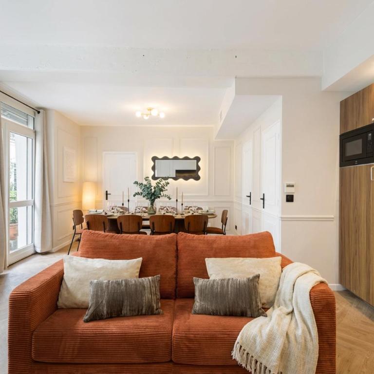 PoeticStay - Montorgueil - Three-Bedroom Apartment - 11