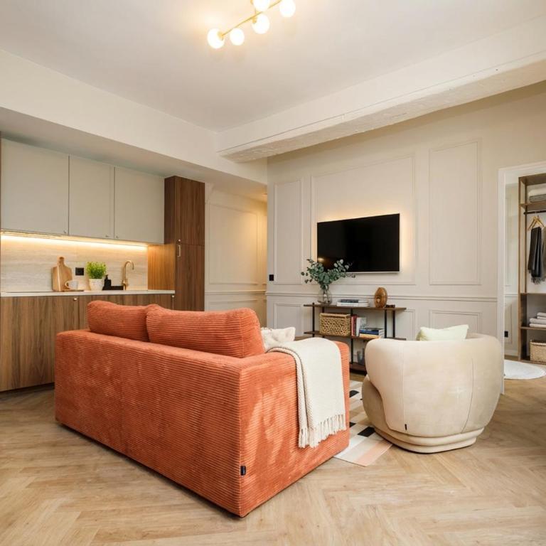 PoeticStay - Montorgueil - Three-Bedroom Apartment - 10