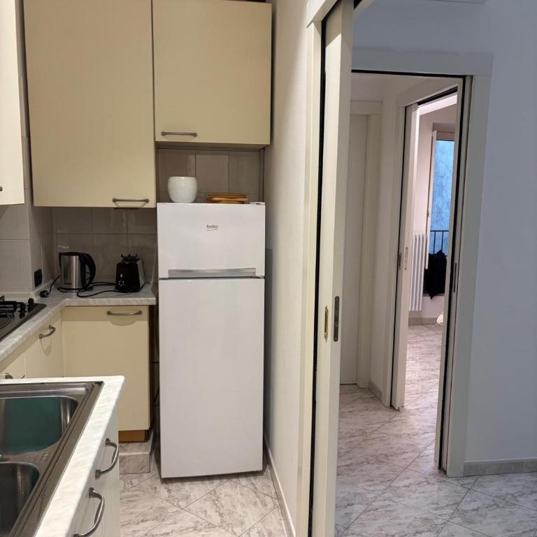 Suite romantica a Como Centro - Appartamento con 1 Camera da Letto - 2