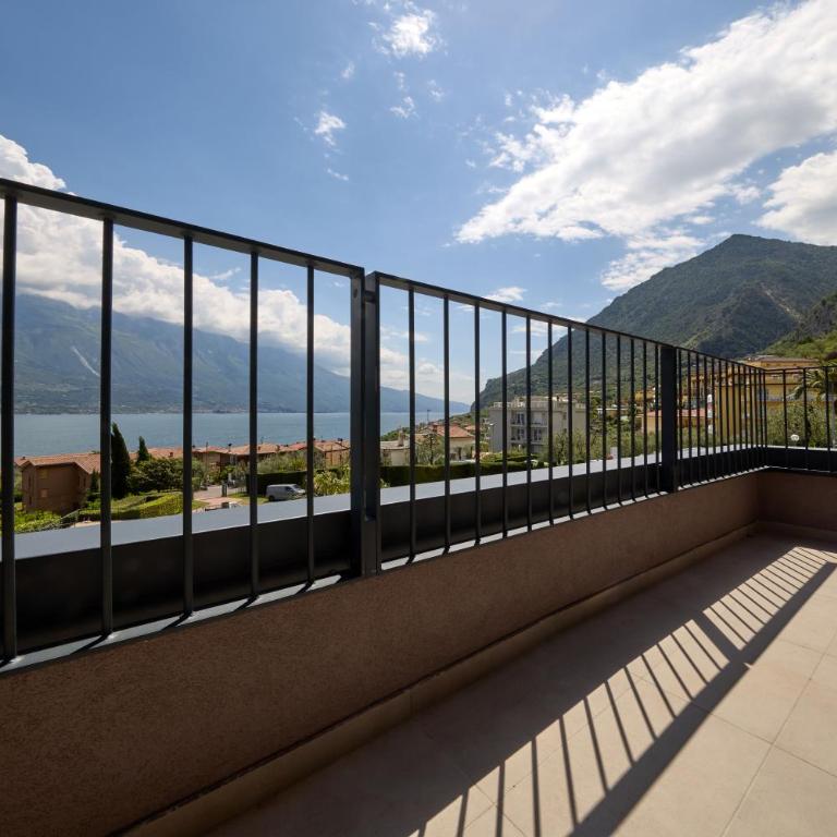 Hotel Royal Village - Camera Deluxe Matrimoniale/Doppia con Letti Singoli con Vista Lago - 3