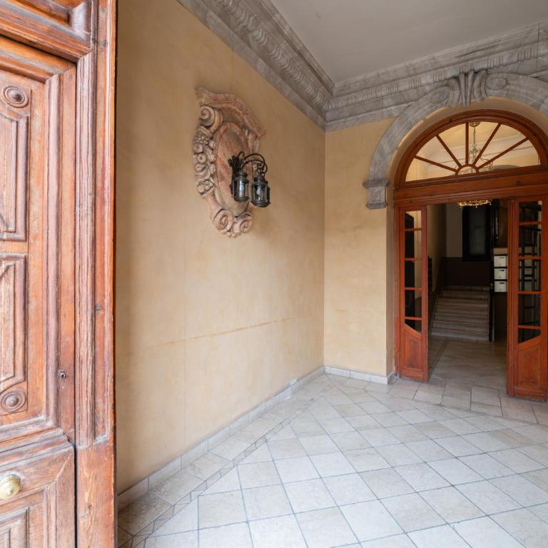 Exclusivo, Céntrico y Elegante Apartamento a 1 Min Plaza Mayor - Two-Bedroom Apartment - 11