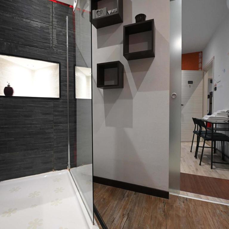Dante House - Affitti Brevi Italia - Appartamento - 30