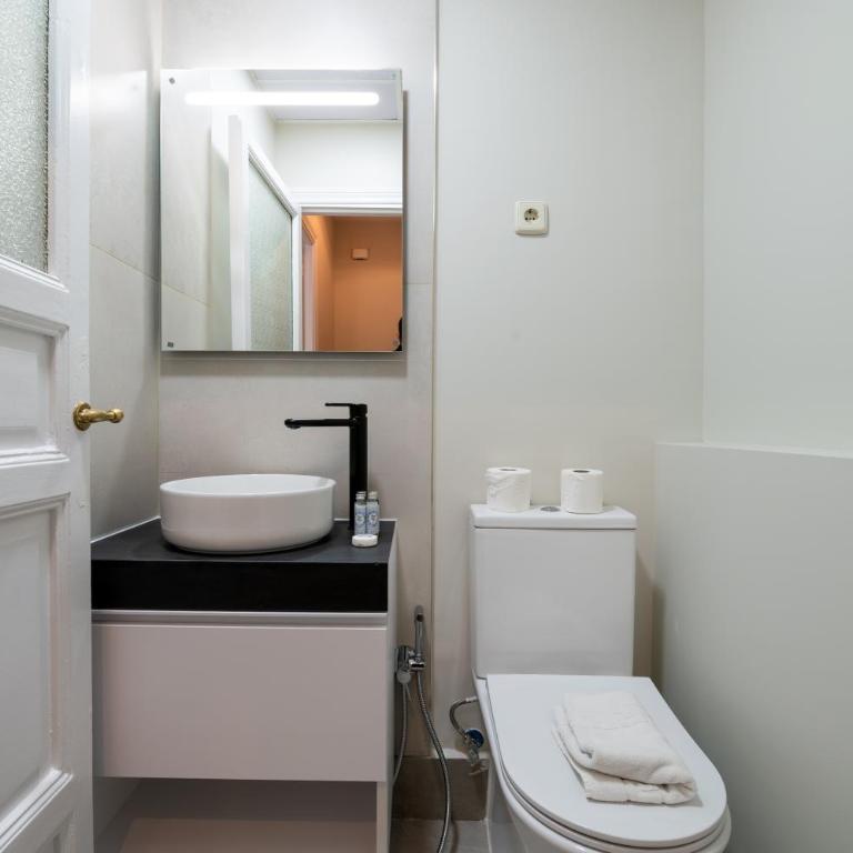Exclusivo, Céntrico y Elegante Apartamento a 1 Min Plaza Mayor - Two-Bedroom Apartment - 19