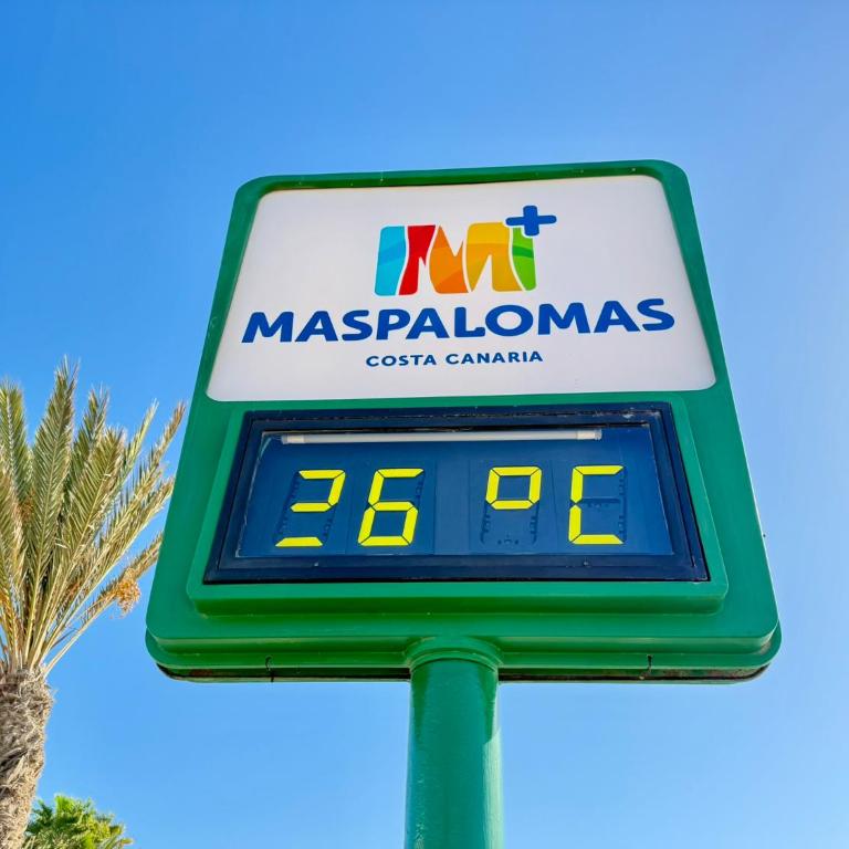 Sol, piscina y playa para tus vacaciones - Apartamento de 2 dormitorios - 15