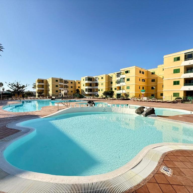 Sol, piscina y playa para tus vacaciones - Apartamento de 2 dormitorios - 27