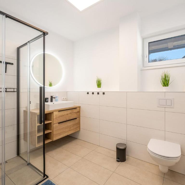 Wiesenblick Residences - by myNests - Apartment mit 2 Schlafzimmern mit Balkon und Terrasse - 5