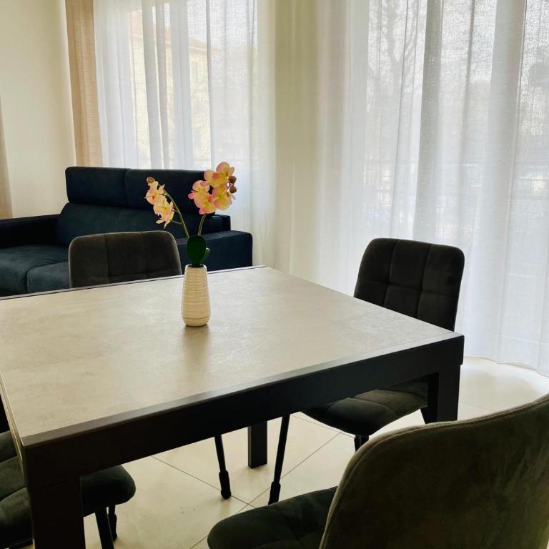 Central Modern Apartment near Lake Como with Elevator and Air Conditioning - Appartamento con 1 Camera da Letto - 4