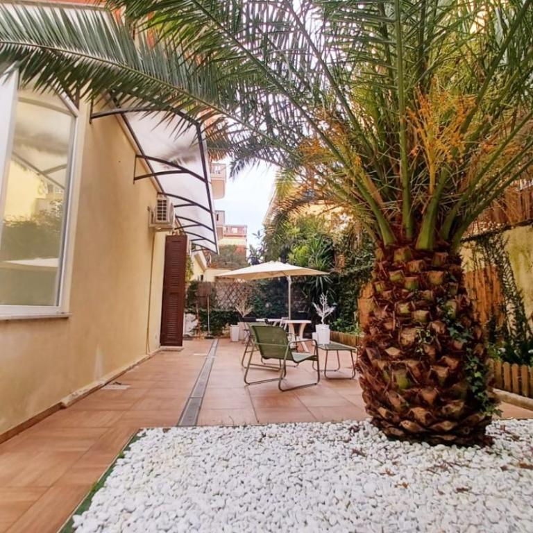 Luxury Vatican Home - Private Garden - Two-Bedroom Apartment - 30