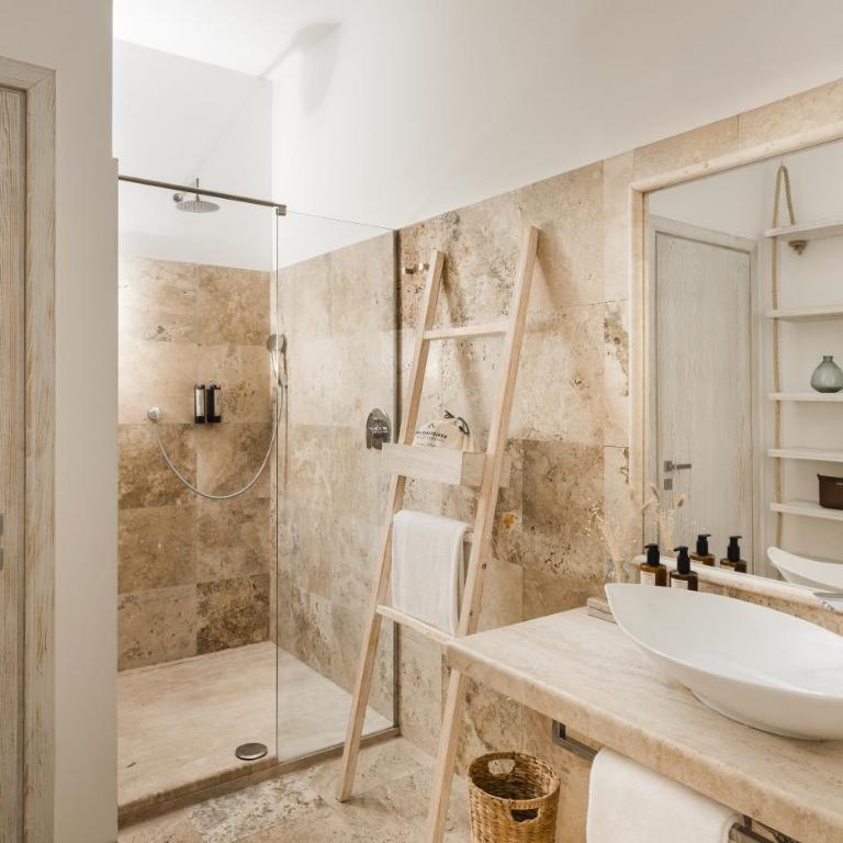 Falkensteiner Resort Capo Boi - Junior Suite con Balcone e Vista Mare - 6