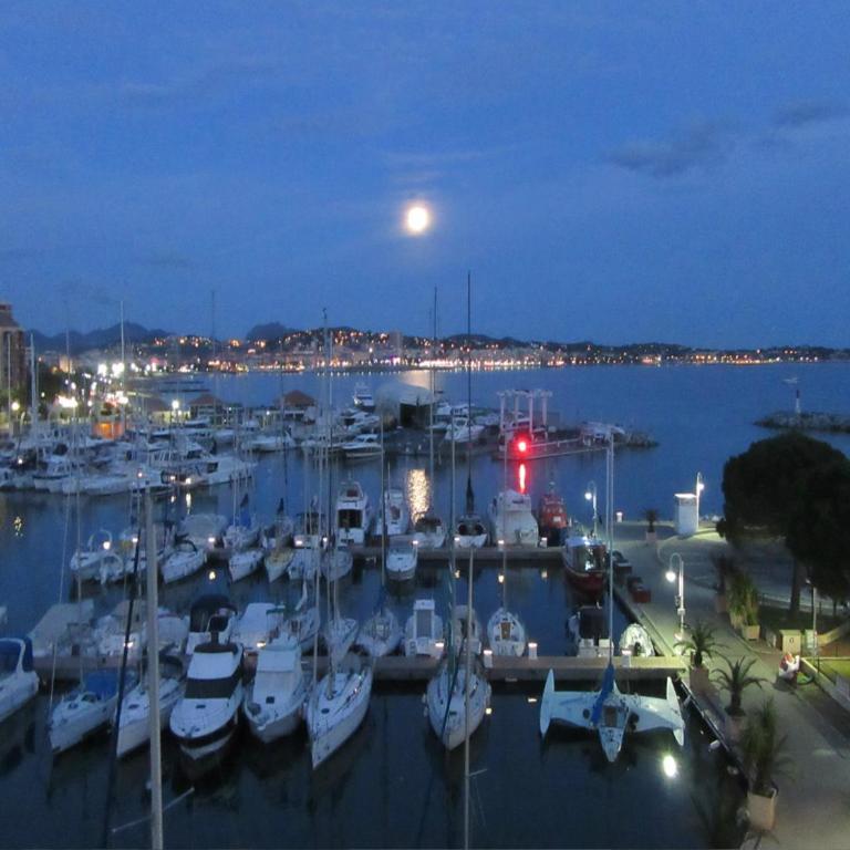 Boutique Apartment Hirondelle Port Frejus - Apartamento Estudio con vistas al mar - 35