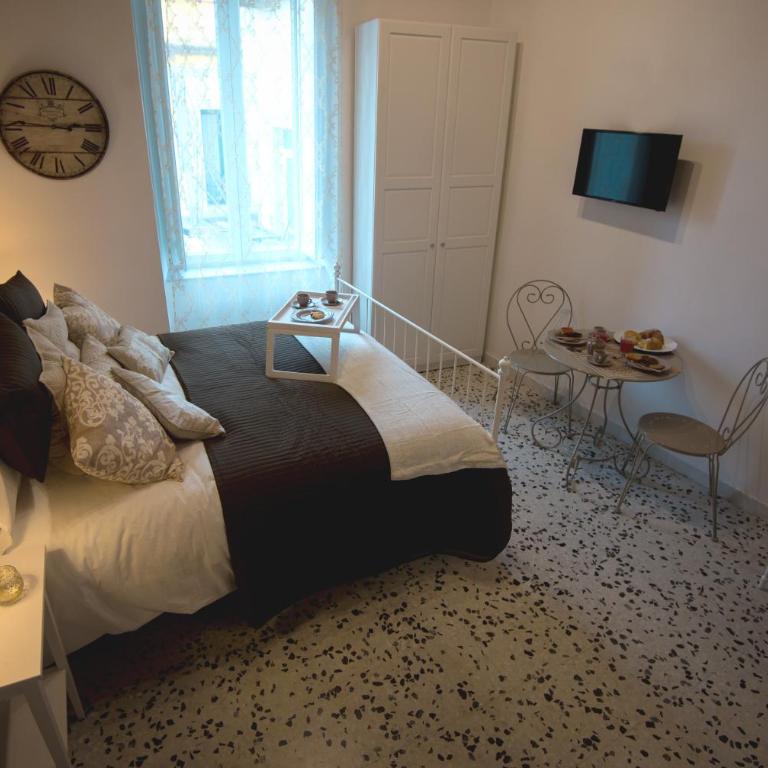 Elegant B&B - Il Vicolo storico - Camera Matrimoniale Superior - 10