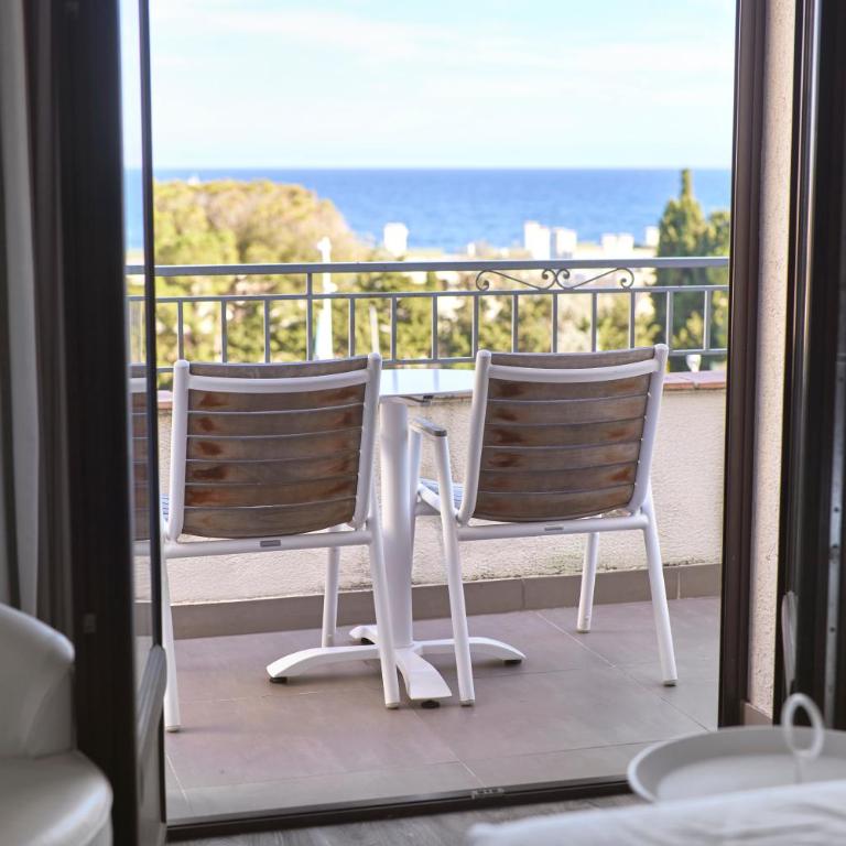 Van der Valk Hotel Le Catalogne Saint Aygulf - Chambre Confort avec Balcon - Vue sur Mer - 4