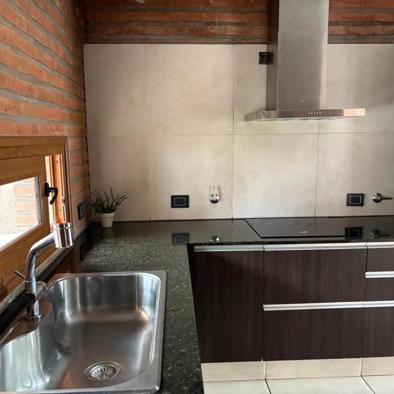 Casa amplia en ubicación tranquila de la ciudad - Two-Bedroom Apartment - 12