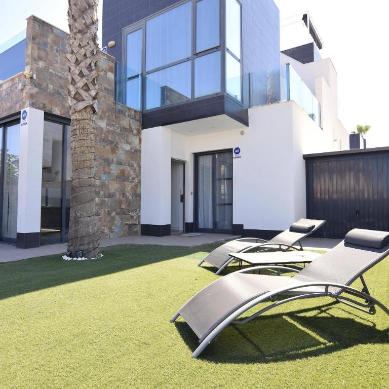 Encatadora casa en Cabo Roig - Apartamento de 2 dormitorios - 8