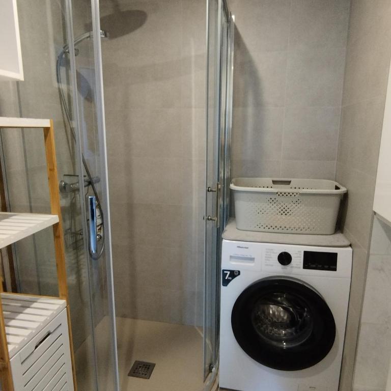 Sunrise Parrot Oasis - Two-Bedroom Apartment - 26