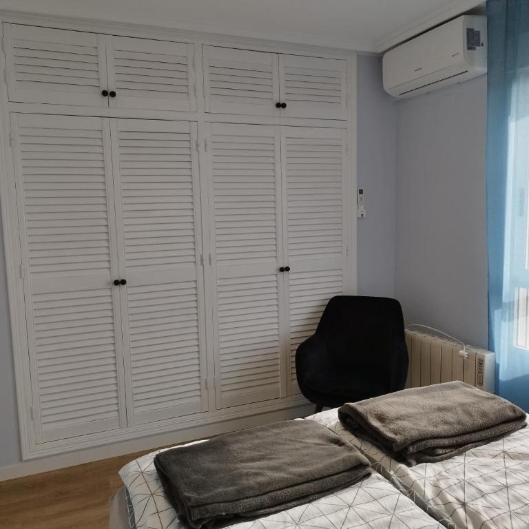 Sunrise Parrot Oasis - Two-Bedroom Apartment - 4