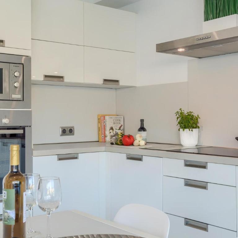 La Perla 3 - Apartment - Ground Floor - 9