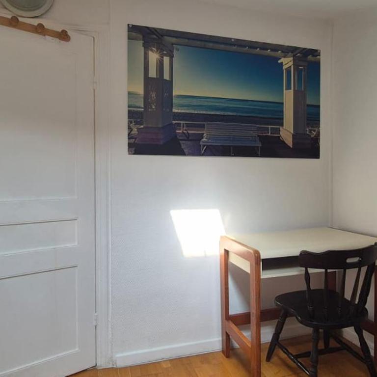 Jolie chambre Privée Centre-Ville - Double Room with Shared Bathroom - 14