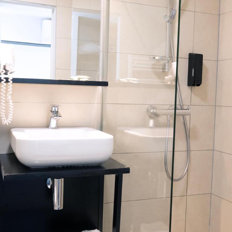 Hôtel Les Muses - Chambre Lits Jumeaux - 3