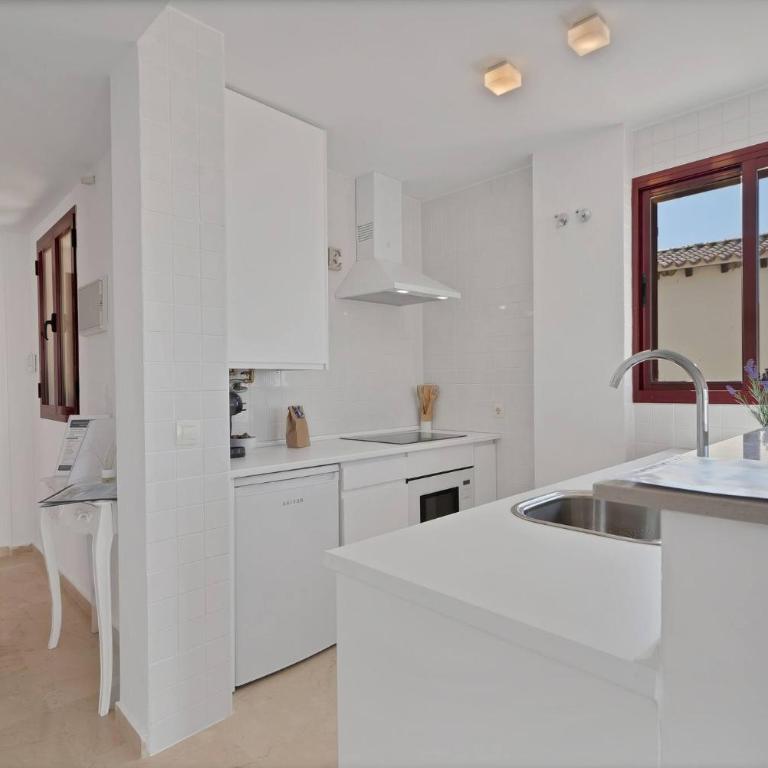 Atico con vistas al mar parking y piscina Casares - VISTA BAHIA 2 - Apartamento con vistas al mar - 5