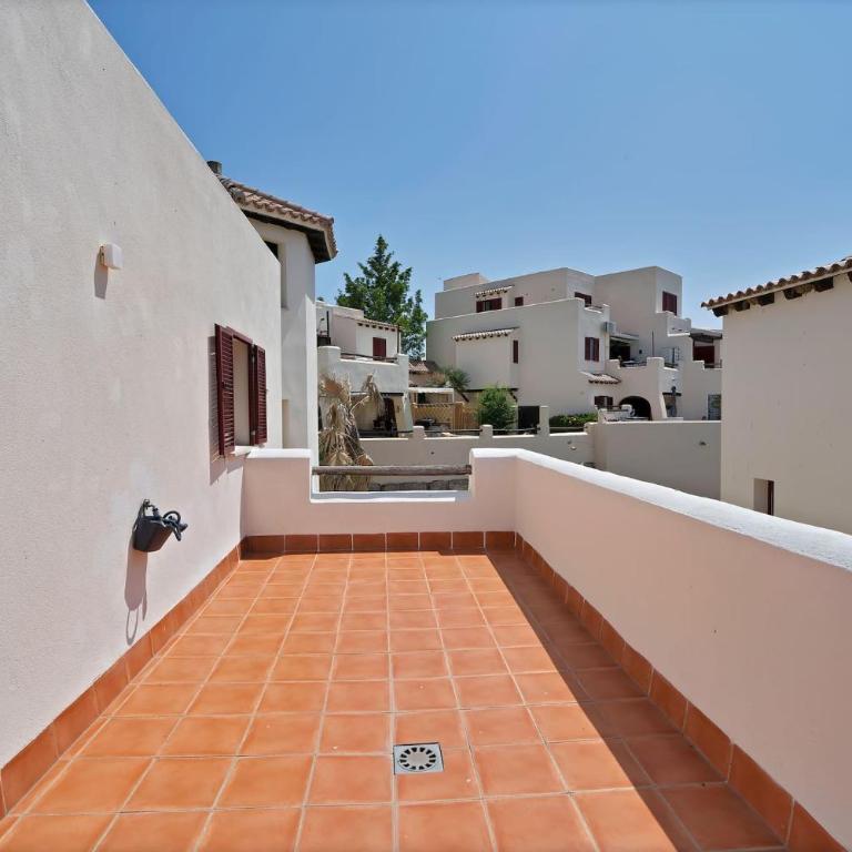 Atico con vistas al mar parking y piscina Casares - VISTA BAHIA 2 - Apartamento con vistas al mar - 11