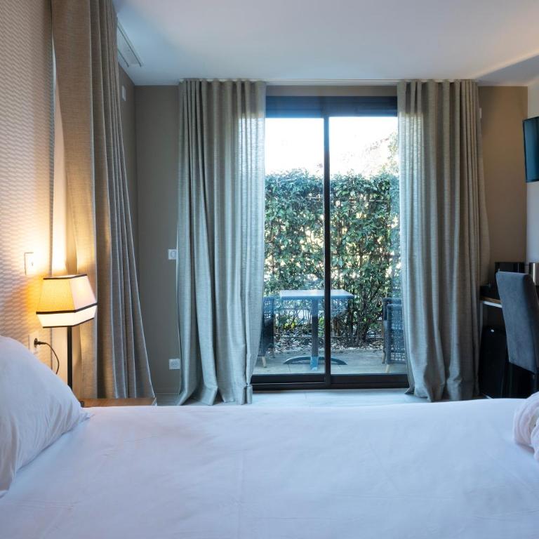 Hôtel Les Muses - Chambre Double Supérieure - Possibilité Jumeaux - 7