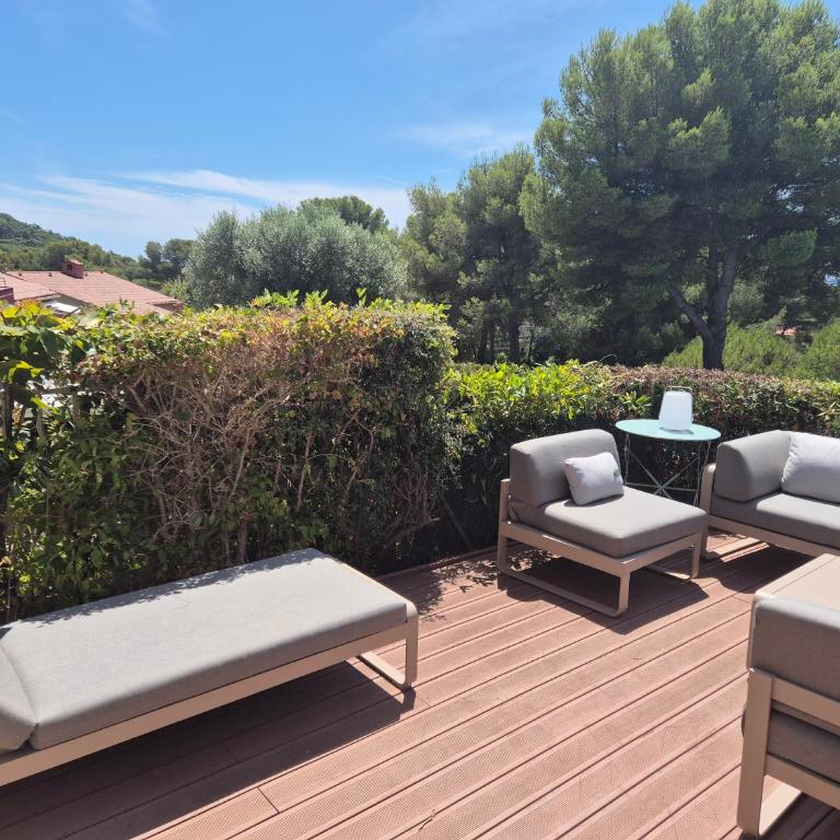 2-Bedroom Apartment Steps from Débarquement Beach with Pool - Maison 2 Chambres - 4