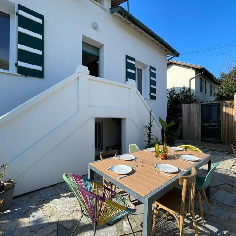 Appartement rénové, clim, parking - 8 pers. - FR-1-413-265 - Maison de Vacances - 1