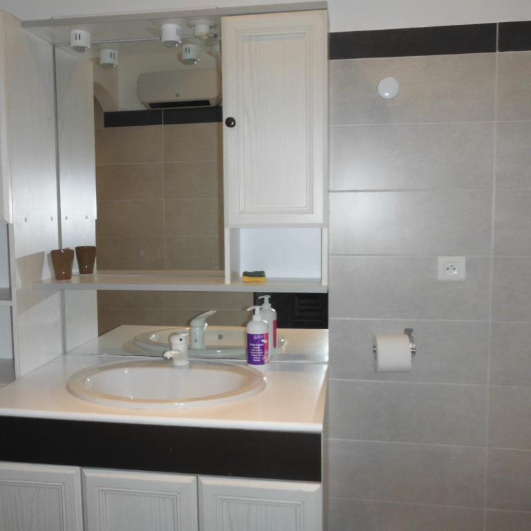 Appartement Le Romarin - Appartement - Vue sur Jardin - 11