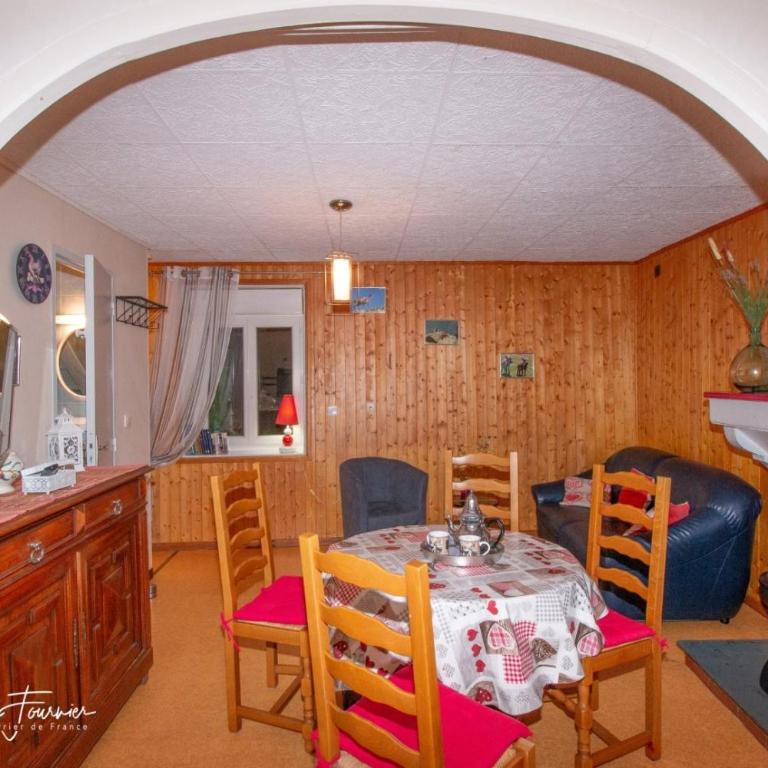 Appartement Bagnere de Luchon - Appartement 2 Chambres avec Vue sur la Montagne - 2