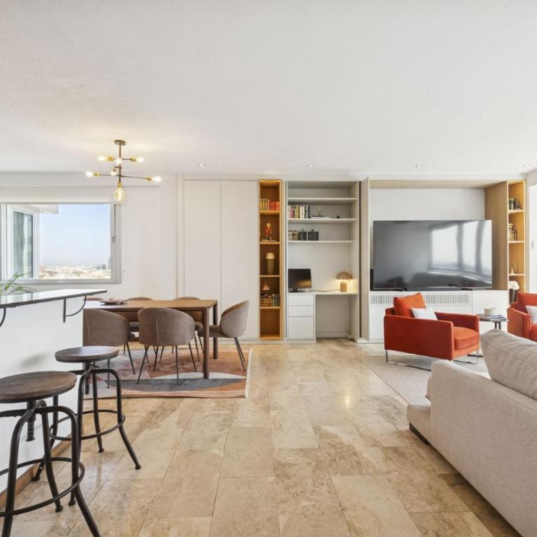 2-Bed Apartment with Views of Plaza de Colón - Apartment - 1