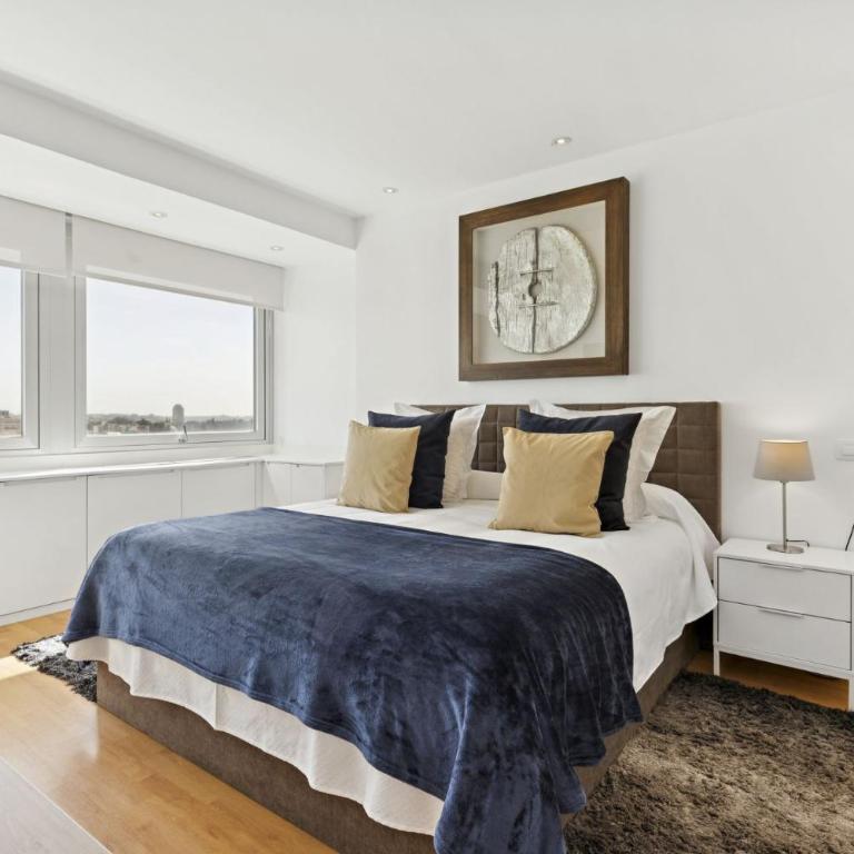2-Bed Apartment with Views of Plaza de Colón - Apartment - 9