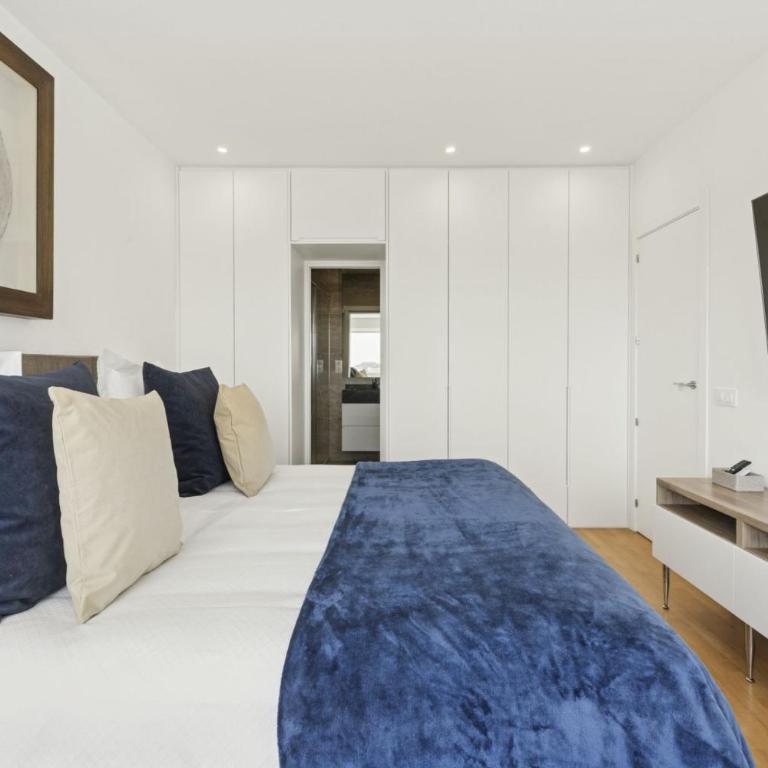 2-Bed Apartment with Views of Plaza de Colón - Apartment - 10